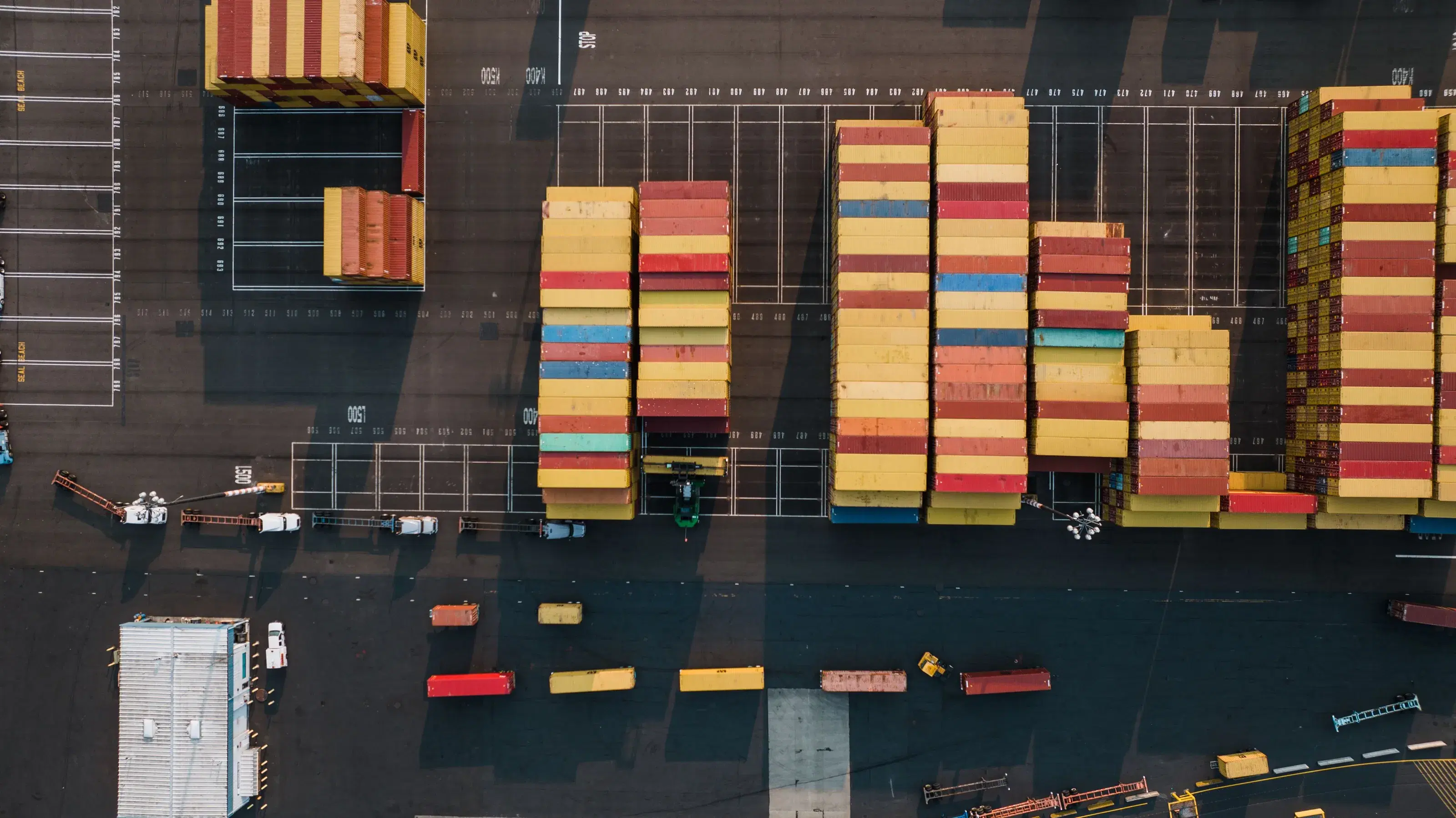 Container stacks at an inland depot